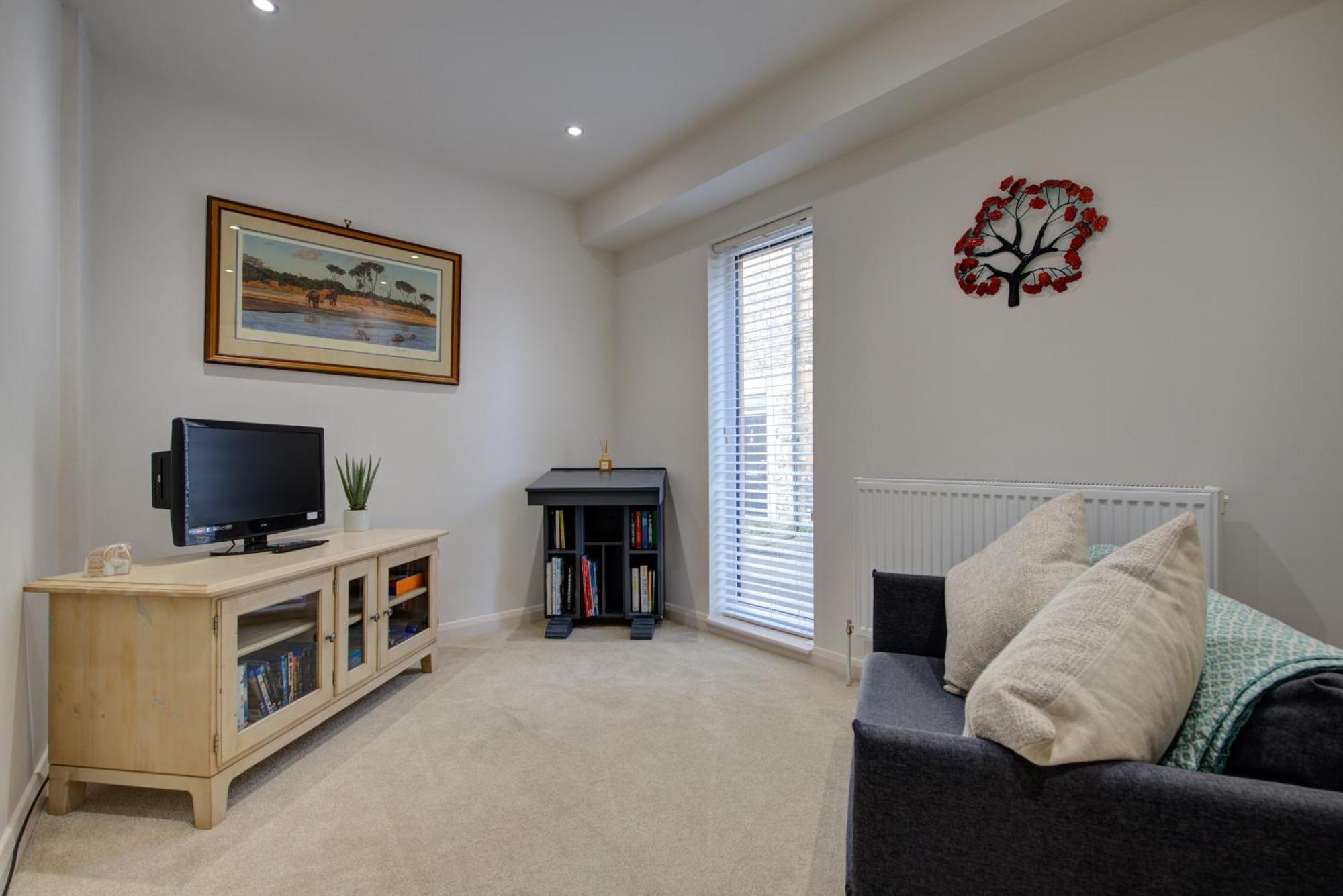 Spacious 2-Bed Home - Exposed Beams & Fast Internet Included ستامفورد المظهر الخارجي الصورة
